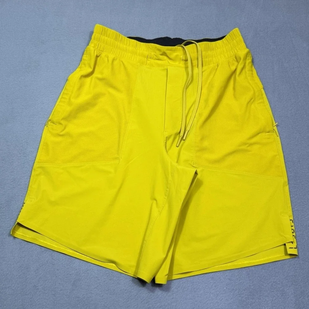 Lululemon Shorts Mens M THE Short L-9819 Yellow Athleisure Normcore Performance